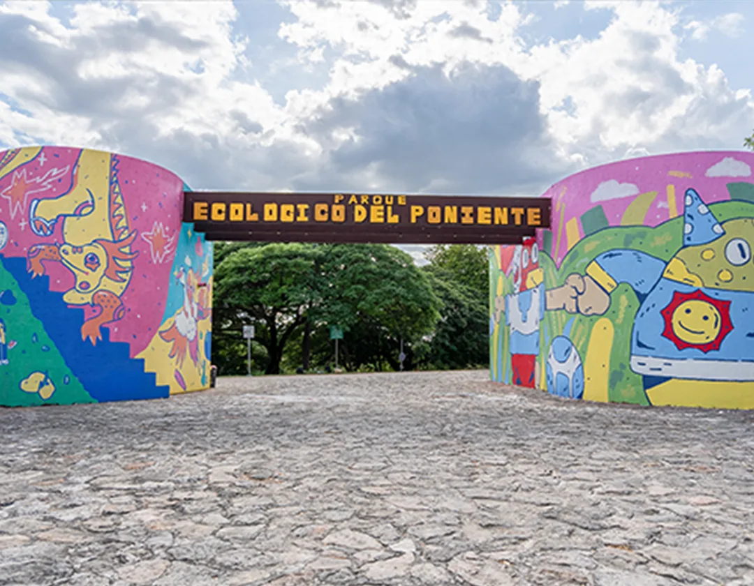 Acceso mural Ecología del Poniente
